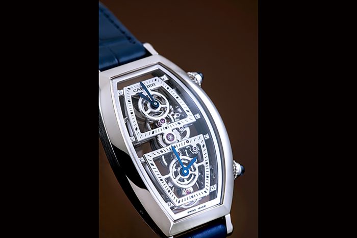 Cartier_ Prive Tonneau XL Skeleton Dual Time (SIHH 2019)