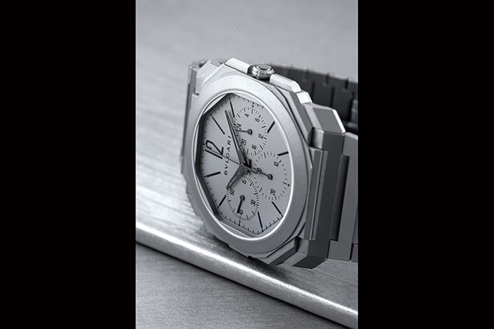 超薄之王 BVLGARI Octo Finissimo Chronograph GMT Automatic