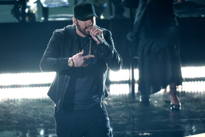Eminem奧斯卡舞台上戴咩錶？