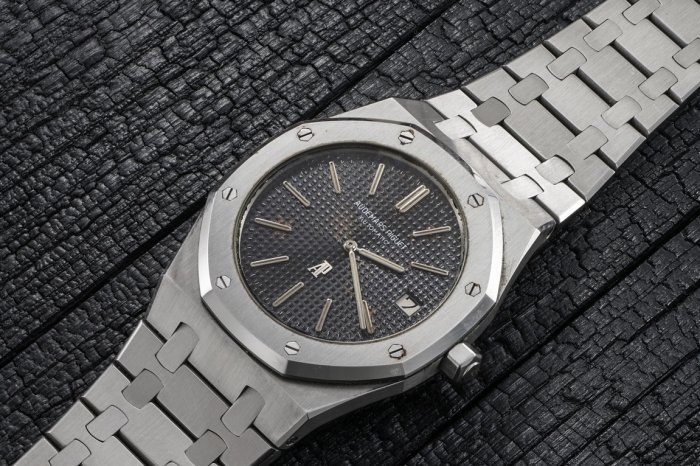 【Audemars Piguet Royal Oak主題拍賣】Phillips富藝斯5月拍賣﹒包括世上第2枚Royal Oak 5402ST A2及88枚皇家橡樹珍品