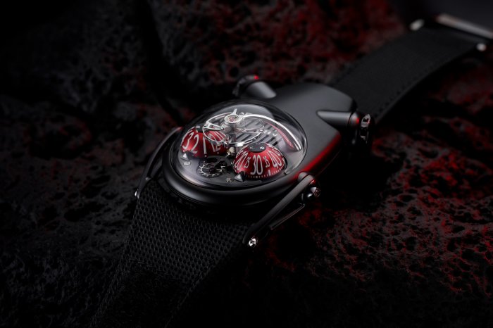 【MB&F】2022黑色鬥牛犬﹒Horological Machine N°10 Bulldog Dark Bulldog﹒黑狗得食﹒內有愛犬