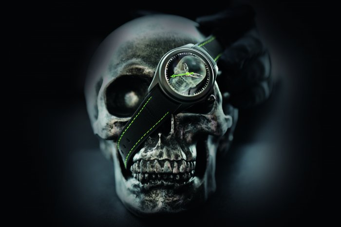 Corum崑崙錶丨骷髏頭二代目丨Bubble 47 Skull X-Ray腕錶