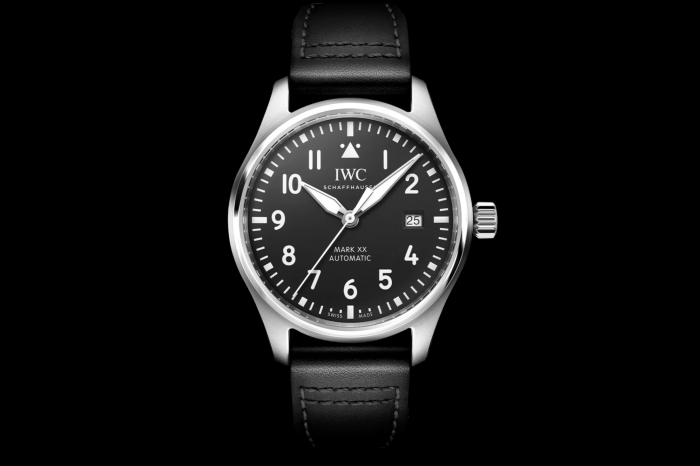 【IWC】2022 Pilot's Watch Mark XX 新登場﹒與時並進增自製機芯及快速換帶﹒40毫米直徑戴得舒服﹒售40,000港元合情合理