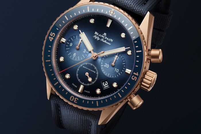 Blancpain 23級鈦金屬及紅金版五十噚系列深潛器飛返計時腕錶 . 大玩材質美學