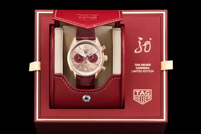 【TAG HEUER｜搶先賀龍年．朱紅Carrera新作喜迎甲辰龍年｜新錶速報】