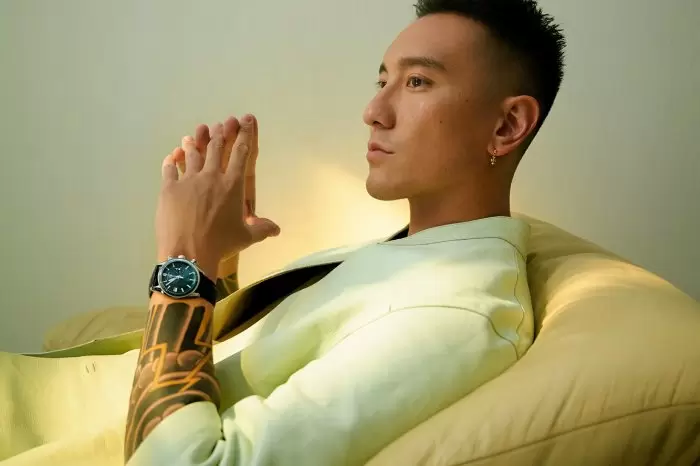 【Ming Watch Vol. 082 紙本精選｜封面人物】Sunny Wang 王陽明．大男孩成長誌．From Man to Manly Man