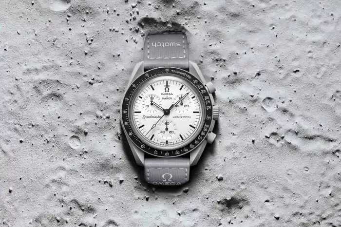 Omega x Swatch MoonSwatch 1965