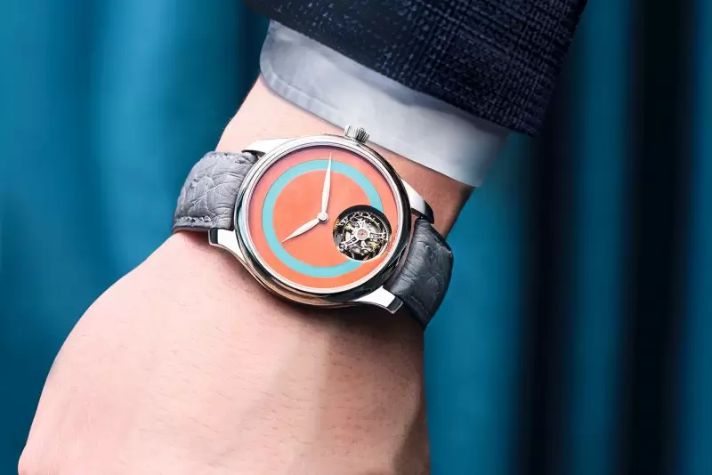 H. MOSER & CIE.・寶石的繽紛饗宴