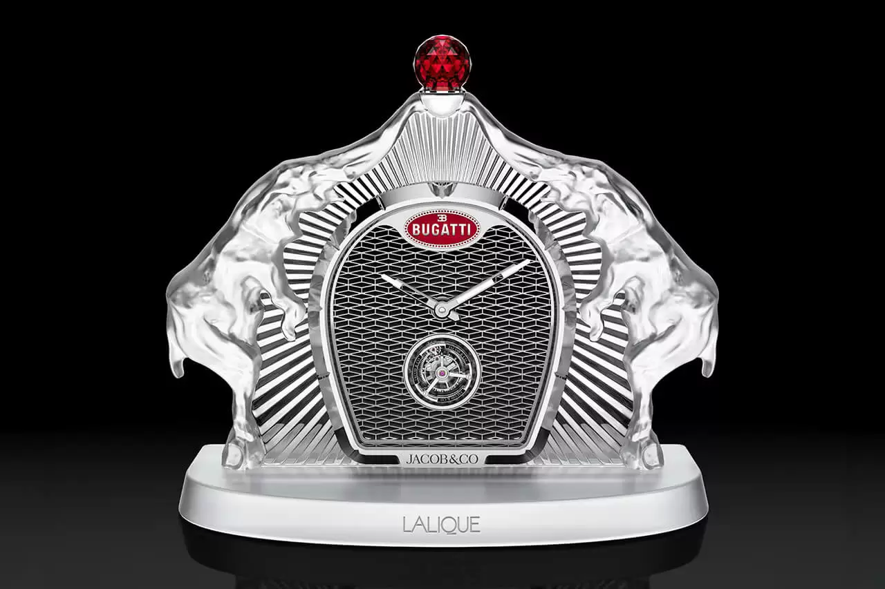 Jacob & Co x Bugatti x Lalique Bugatti Calandre 座鐘