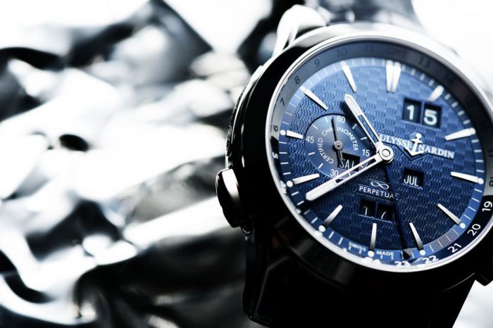 讓閱讀時間也能成為一種興味。 ULYSSE NARDIN Perpetual Calendar GMT  Manufacture Boutique Edition