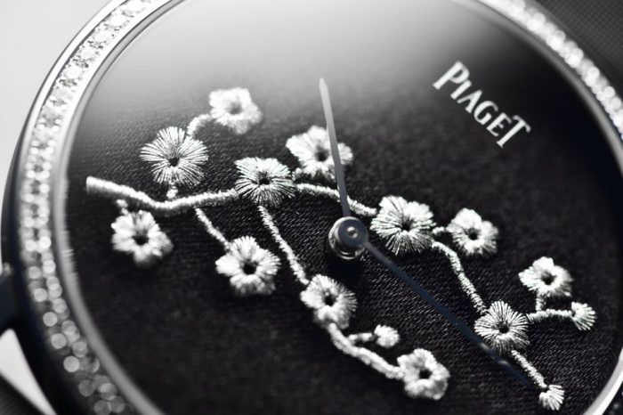 寫意神蘊 金線勾繪的雋永風格。 PIAGET A Mythical Journey Altiplano Plum Blossom
