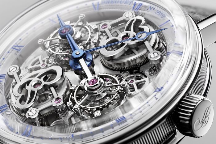 這次鏤空的設計讓複雜錶款，帶來更多潮流話題。