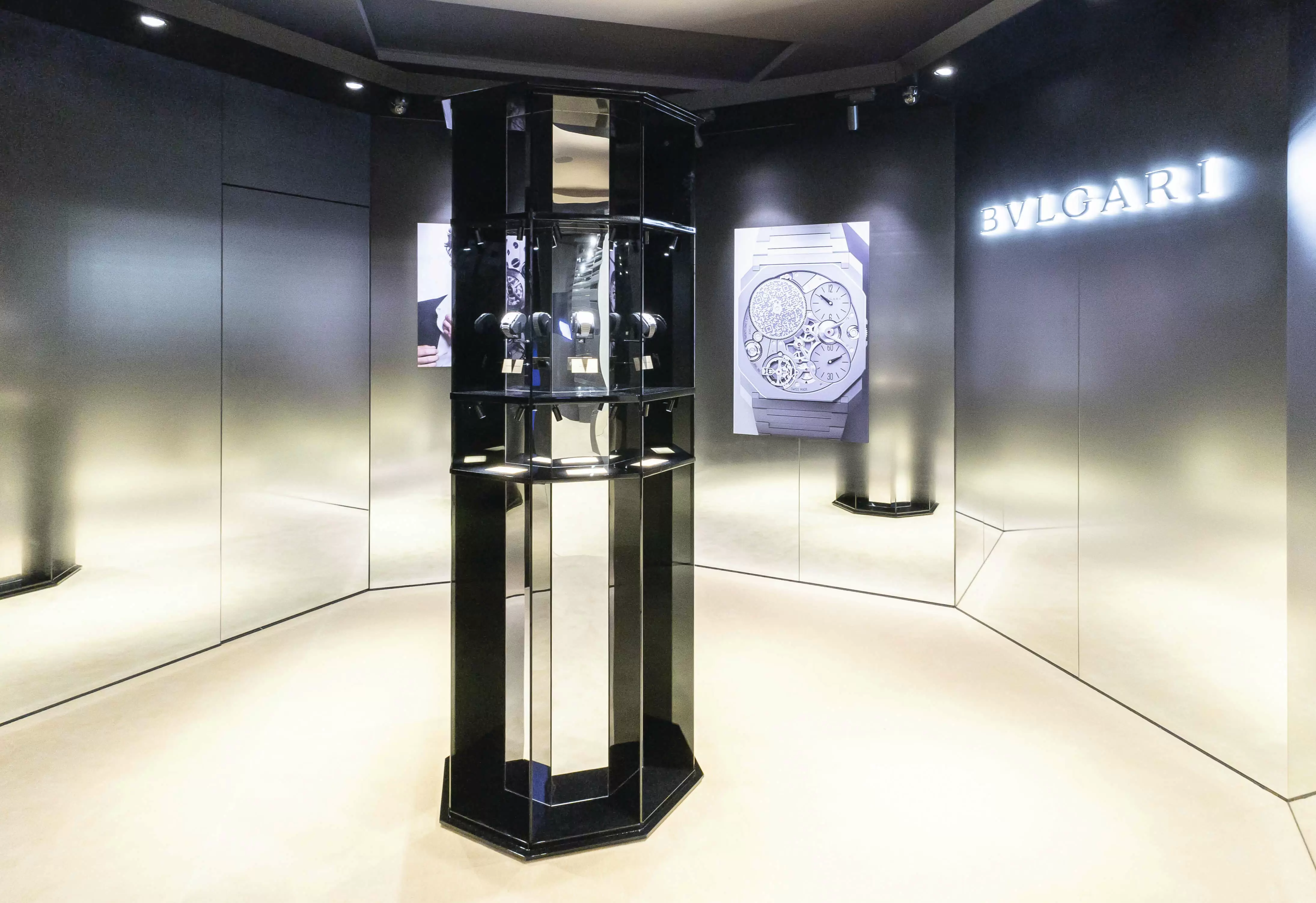 【BVLGARI｜八年拼「薄」．「Beyond Time」Octo系列腕錶展覽｜見證Octo系列腕錶輝煌進程】