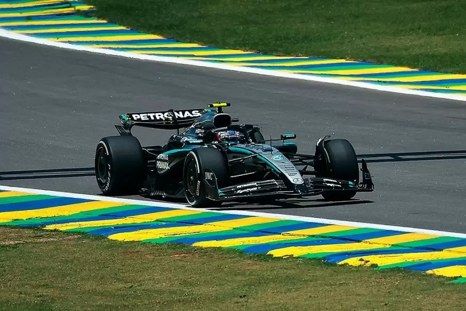 Kimi愈戰愈勇Toto獨具慧眼 IWC萬國錶 x 梅賽德斯AMG車隊