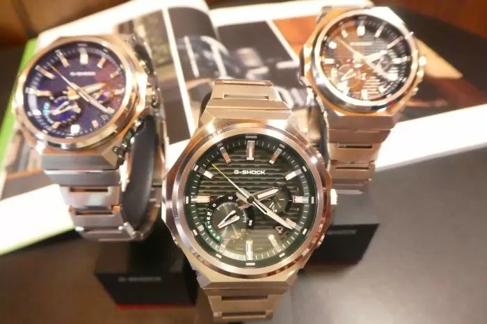 CASIO卡西歐G-SHOCK全新GST-B1000腕錶  以八角金屬高級打磨顯示製錶決心